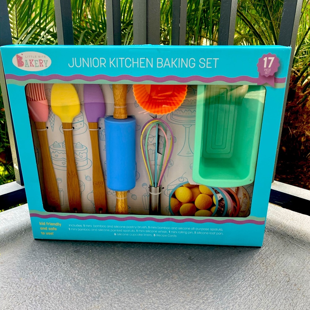 Junior Kitchen Baking Set - 17 pieces